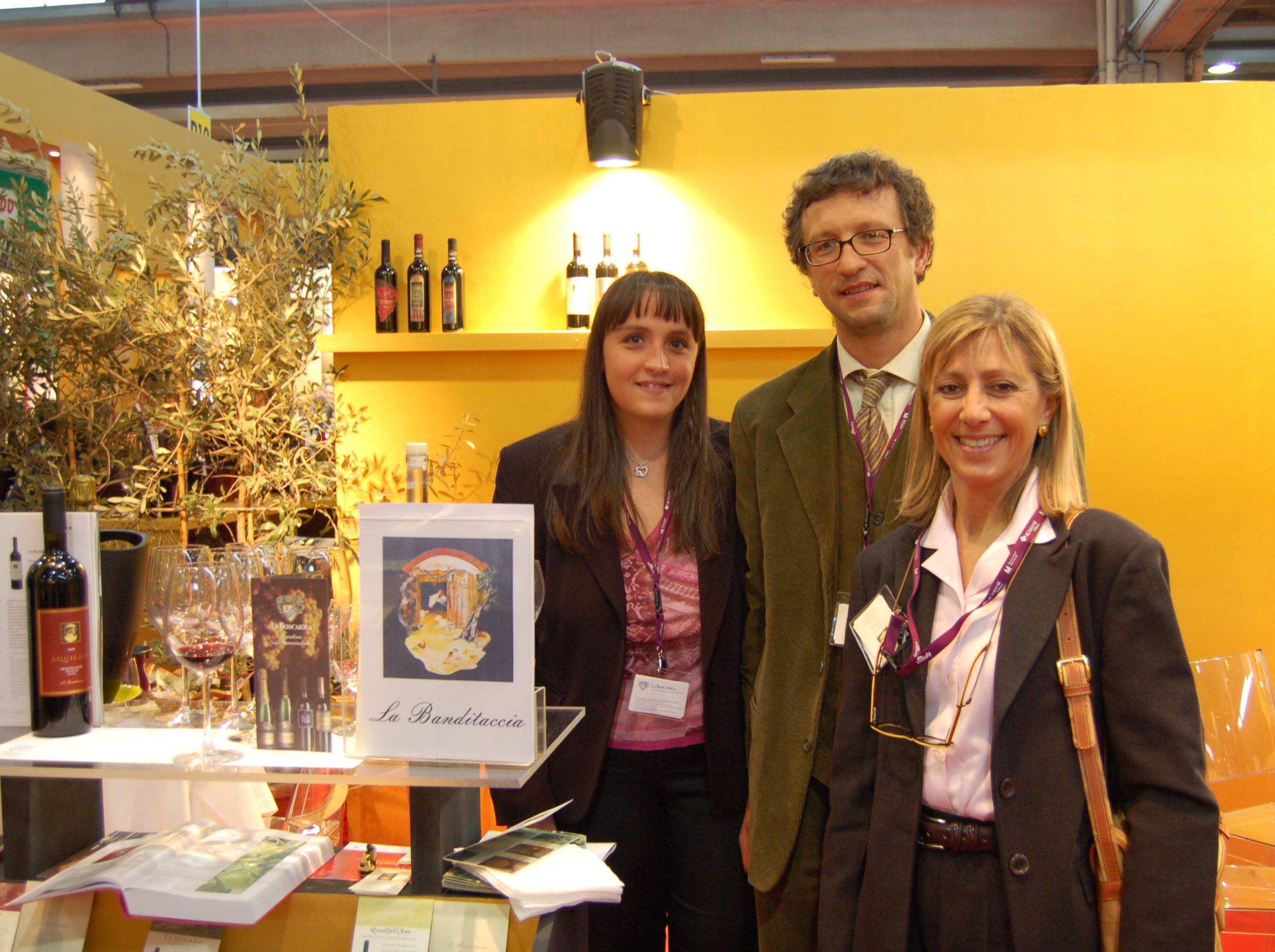 http://www.florencewinemerchants.com/images/banditaccia.jpg